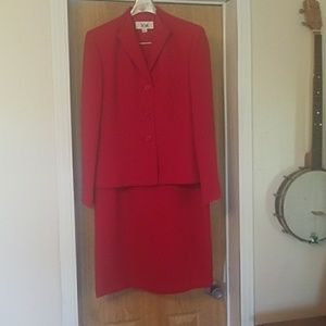 Women's dress suit